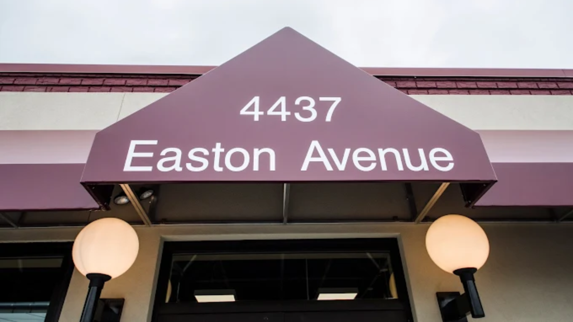 flooring store showroom